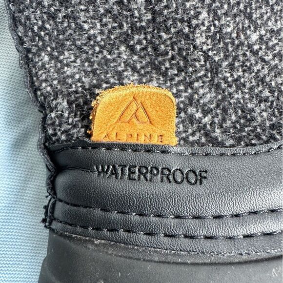 Women’s Size 7 Waterproof Alpine Waterproof Rain Boots in Grey Black - Picture 7 of 9